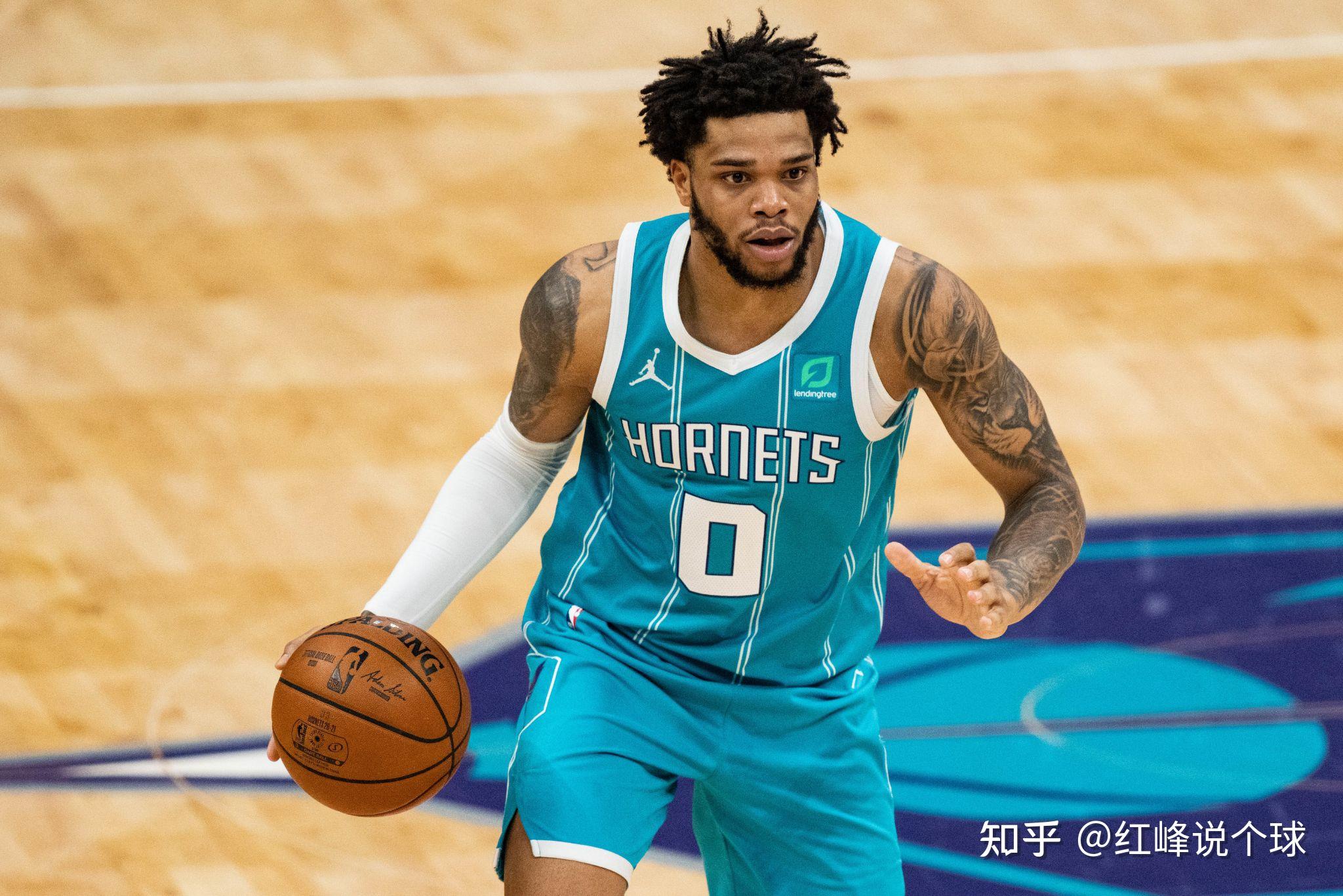 包含风云突变夏洛特黄蜂今晚状态回暖；NBA季后赛版图或变；更衣室稳定；团队化学反应显著的词条九游客户端