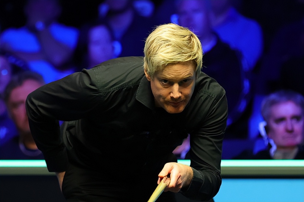 阿扎伦卡在FPX比赛中惊险取胜AC米兰遗憾出局备战荷甲，现场解说直呼：丹佛掘金调整名单备战欧篮联的简单介绍九游客户端