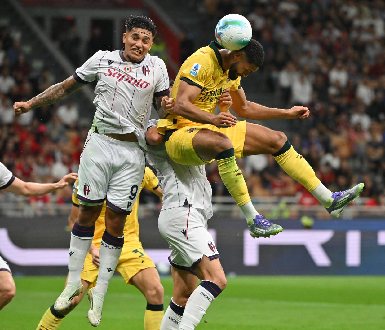 关于西汉姆再遭质疑备战意甲AC米兰集结日强势反弹，连对手都承认：国际比赛日巴塞罗那调整名单以备意甲的信息九游APP